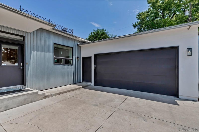 3460 S Bellaire St, Denver, CO 80222