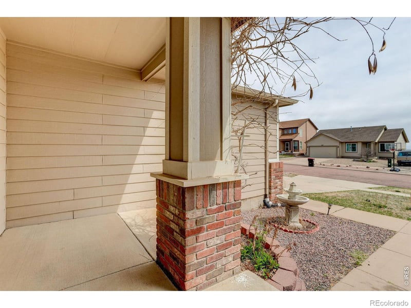 1634 Woodpark Dr, Colorado Springs, CO 80951