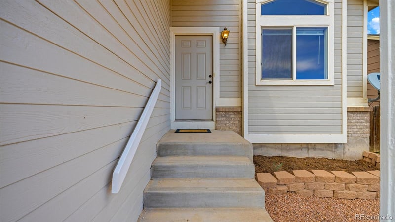 7234 Moss Bluff Ct, Fountain, CO 80817