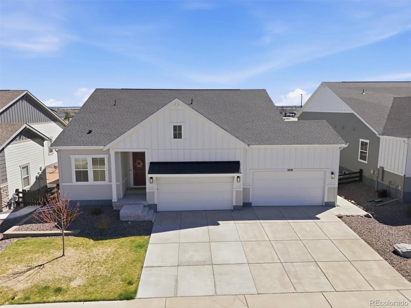 3258 Carabiner St, Castle Rock, CO 80108
