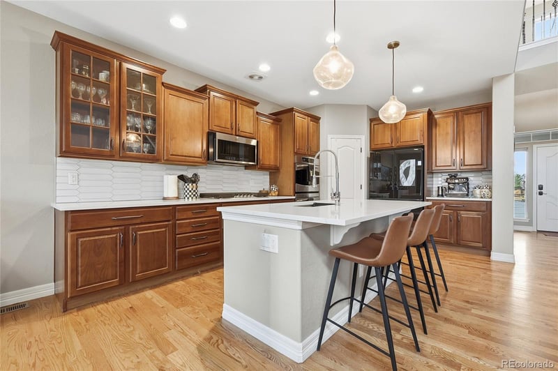 6000 Little River Way, Aurora, CO 80016