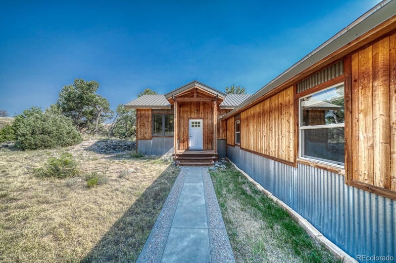 426 Leprechaun Ln, Howard, CO 81233