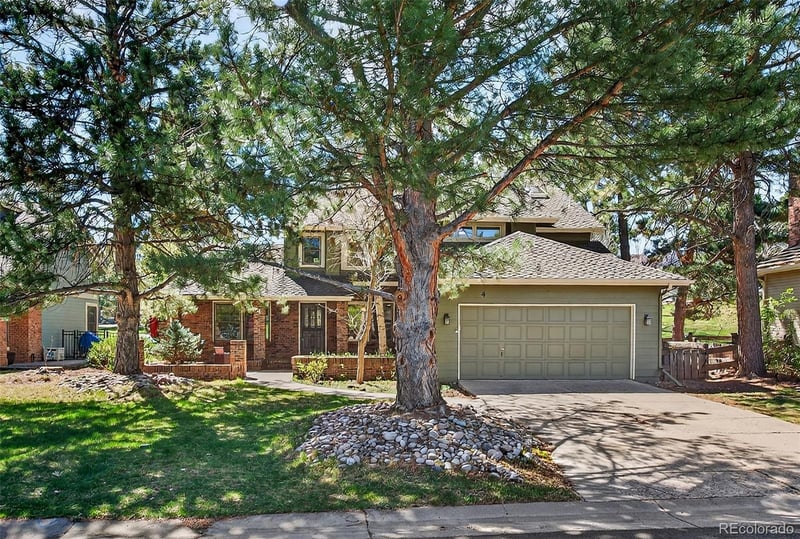 4 Oakmont Ln, Littleton, CO 80127
