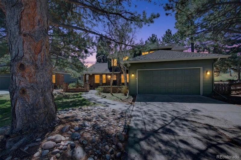 4 Oakmont Ln, Littleton, CO 80127