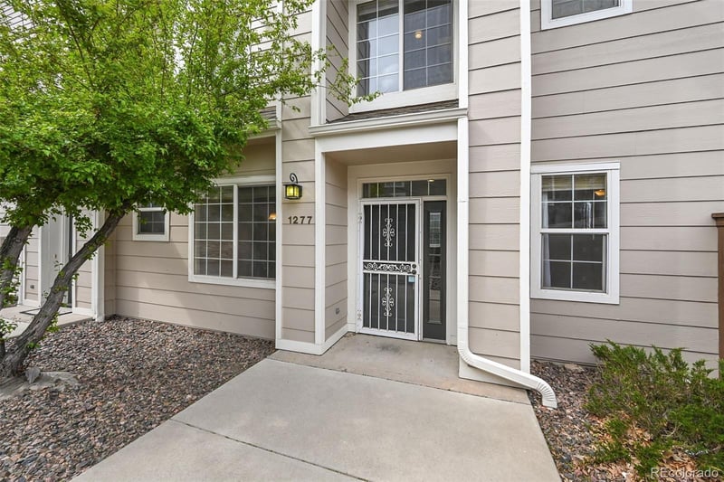 1277 Carlyle Park Cir, Highlands Ranch, CO 80129