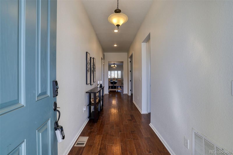 97 Jackson Gap Way, Aurora, CO 80018