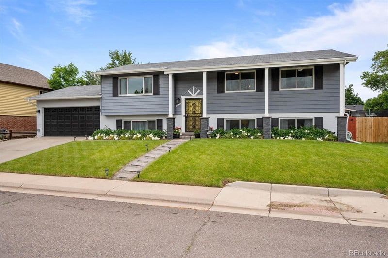 5049 Uvalda St, Denver, CO 80239