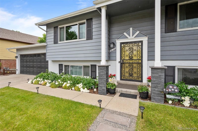 5049 Uvalda St, Denver, CO 80239