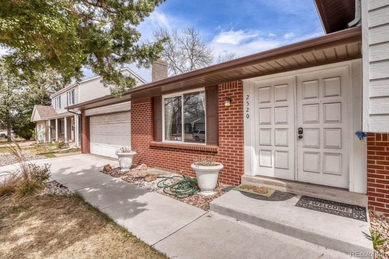 2520 Fairplay Way, Aurora, CO 80014