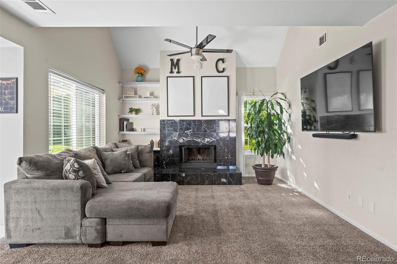 2101 Victor St #B, Aurora, CO 80014