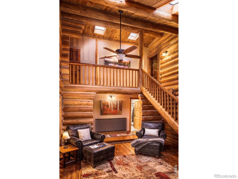 14142 Saint Vrain Dr, Lyons, CO 80540