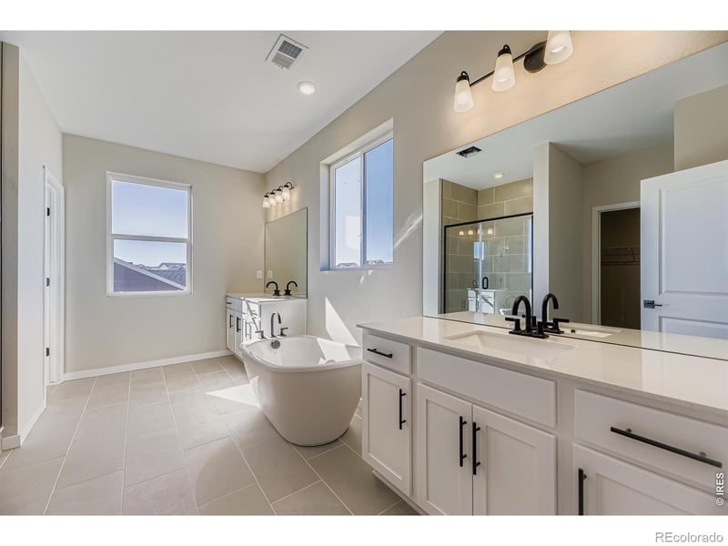 394 Rustic Barn Ln, Berthoud, CO 80513