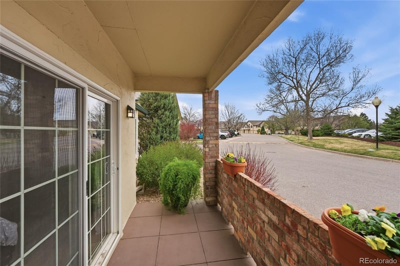 8641 Dry Creek Rd #511, Centennial, CO 80112