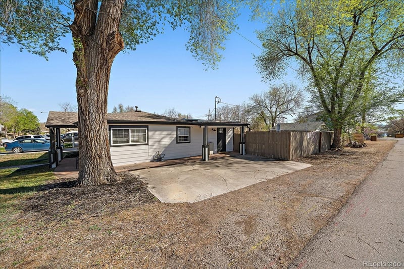 1900 Kendall St, Lakewood, CO 80214