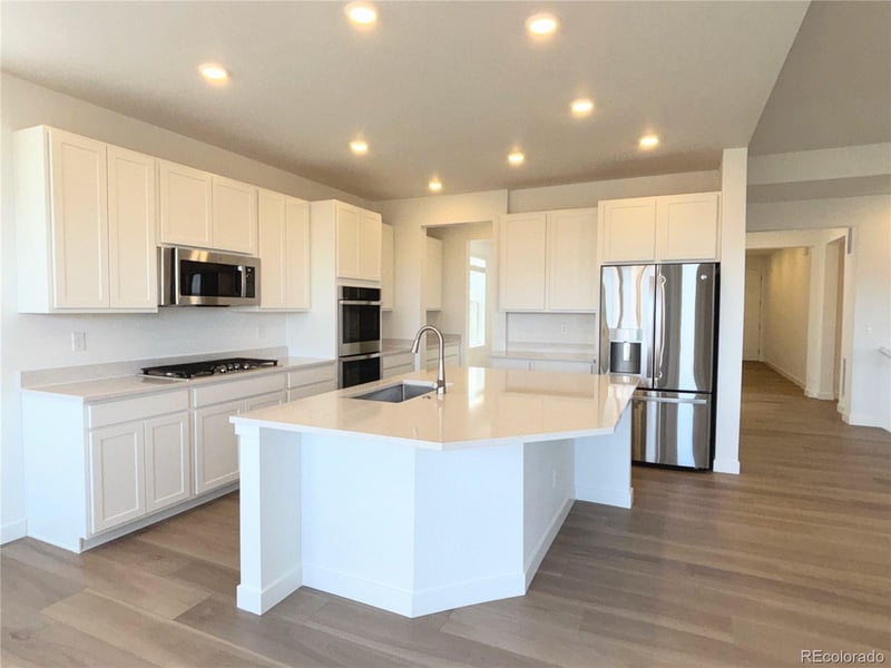 24535 Kettle Ct, Aurora, CO 80016