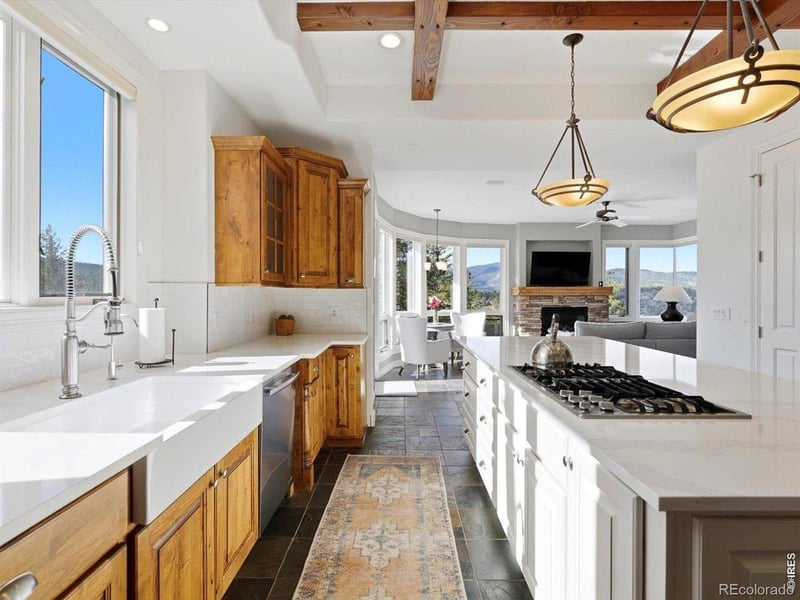 290 Skyhill Dr, Evergreen, CO 80439