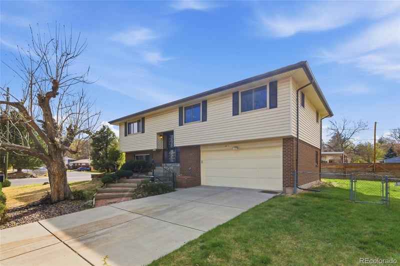 6819 Pierson Ct, Arvada, CO 80004