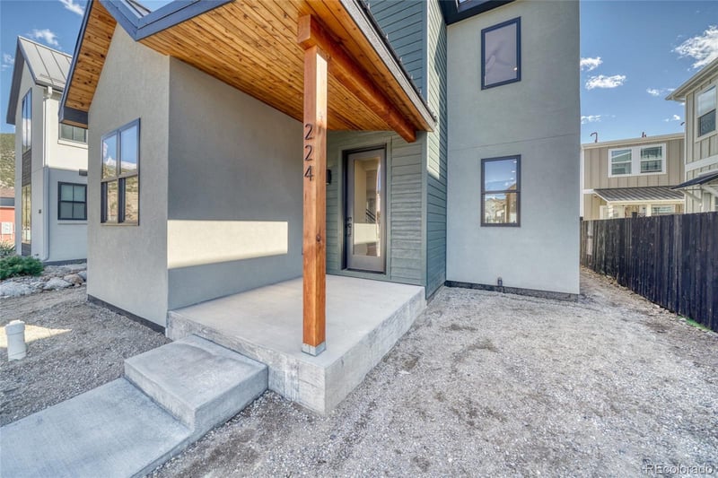 224 Old Stage Rd, Salida, CO 81201