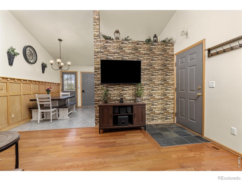 414 14th St, Windsor, CO 80550