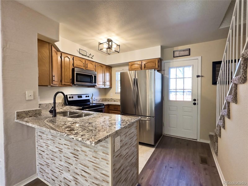 15475 Louisiana Ave, Aurora, CO 80017