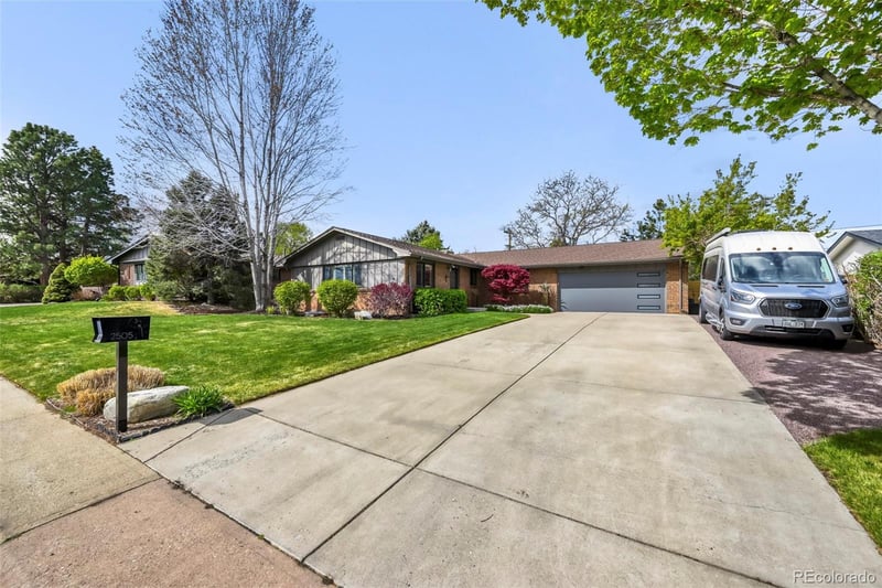 2505 Willow Ln, Lakewood, CO 80215