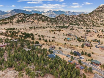 200 Cherokee Ct, Estes Park, CO 80517