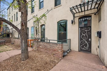 2193 Arapahoe St #16, Denver, CO 80205