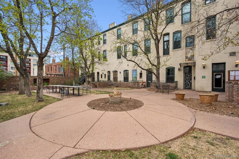 2193 Arapahoe St #16, Denver, CO 80205