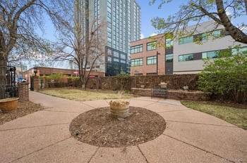 2193 Arapahoe St #16, Denver, CO 80205