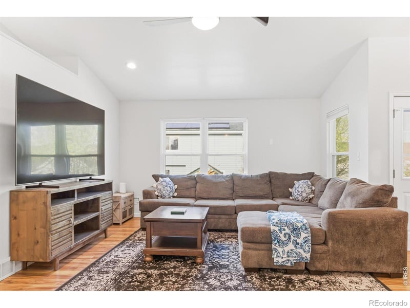 107 49th Ave Pl, Greeley, CO 80634