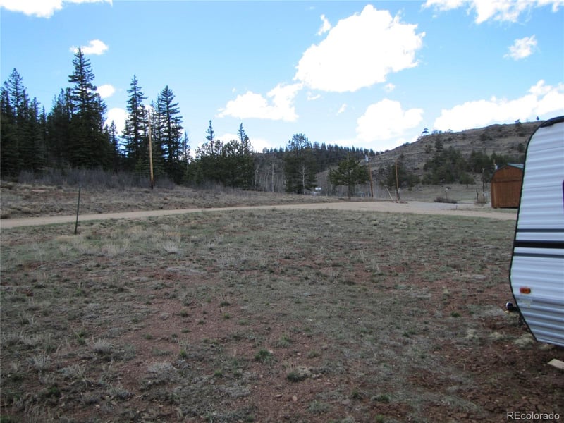 122 Coach Ln, Hartsel, CO 80449