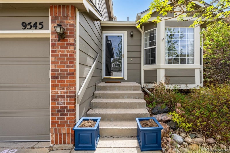 9545 Cove Creek Dr, Highlands Ranch, CO 80129
