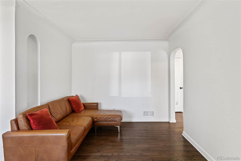 1213 Jamaica St, Aurora, CO 80010