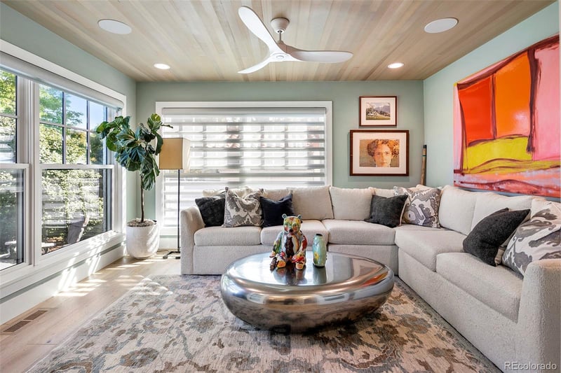 629 Downing St, Denver, CO 80209