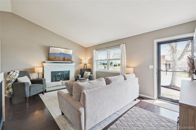 9867 Monroe St, Thornton, CO 80229