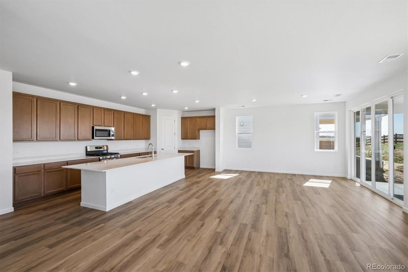 45944 Wood Thrush Ave, Bennett, CO 80102
