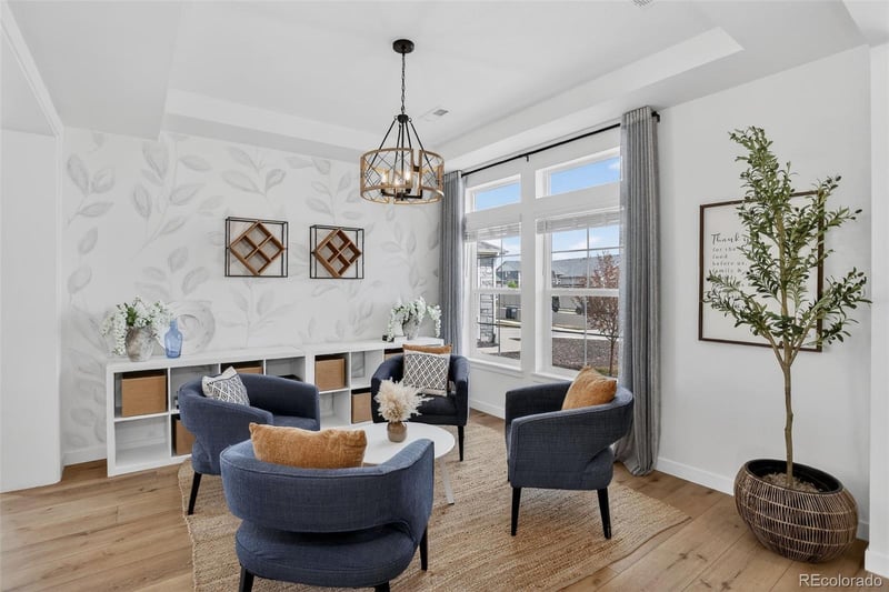 3780 Sprucewood Dr, Johnstown, CO 80534