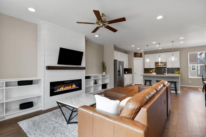 6843 Lily Mountain Ln, Colorado Springs, CO 80923