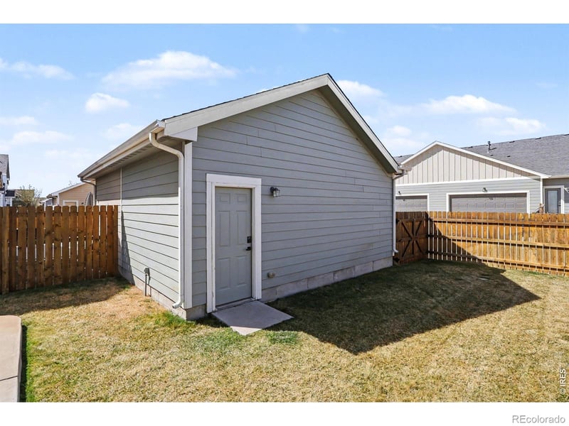 670 Moonglow Dr, Windsor, CO 80550