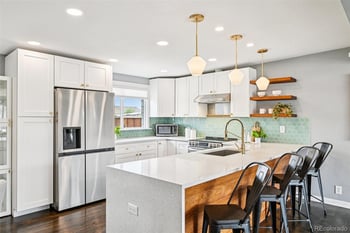 6002 Crestview St, Littleton, CO 80120