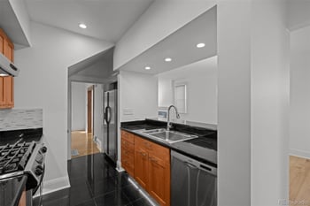 316 Humboldt St, Denver, CO 80209