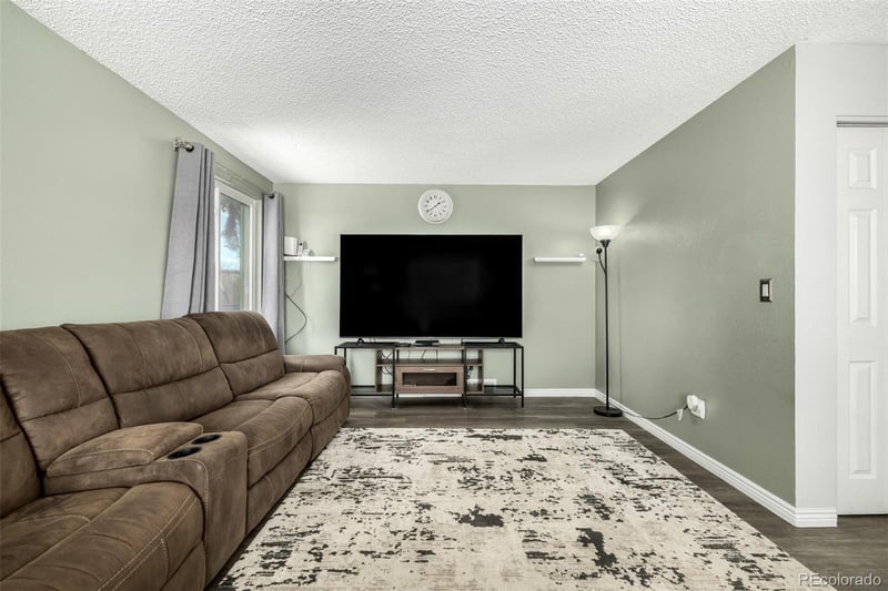 10986 W Montana Pl, Denver, CO 80232