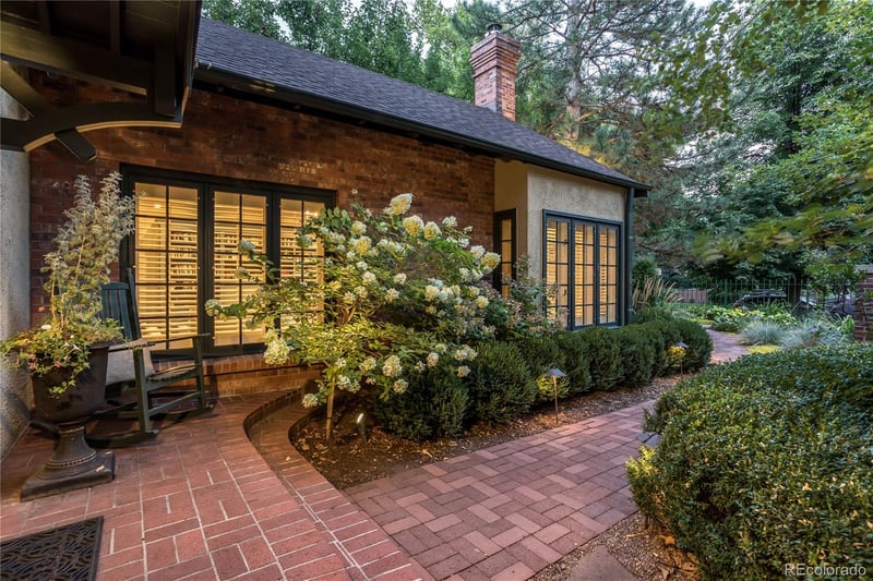 675 Marion St, Denver, CO 80218