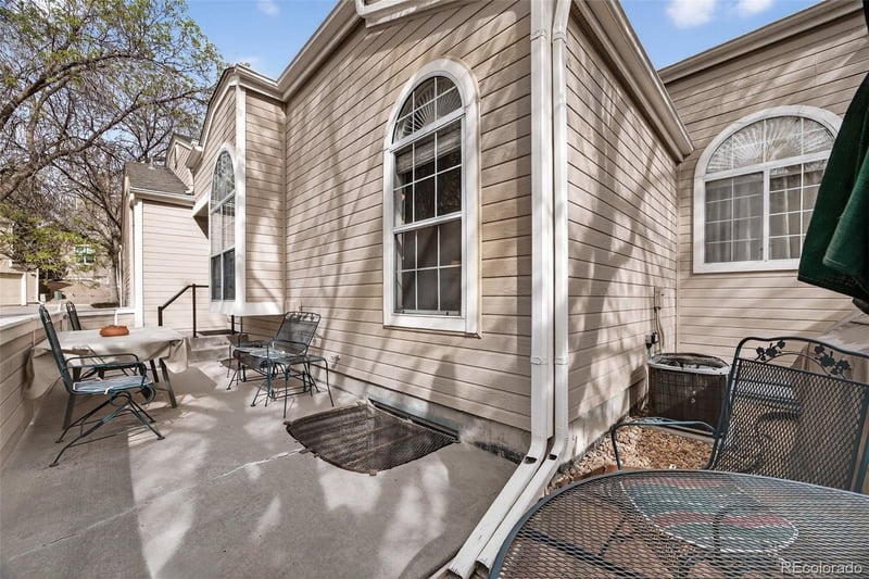 5721 Asbury Pl, Lakewood, CO 80227