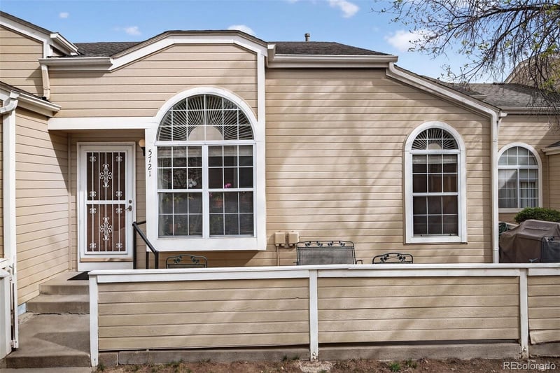 5721 Asbury Pl, Lakewood, CO 80227