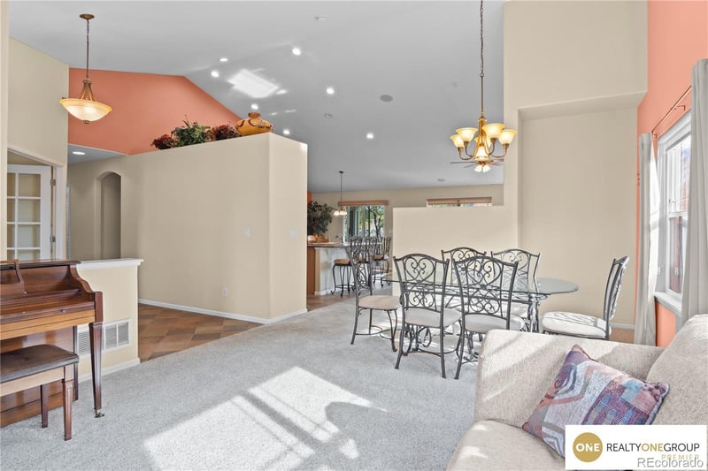 23661 Whitaker Dr, Aurora, CO 80016