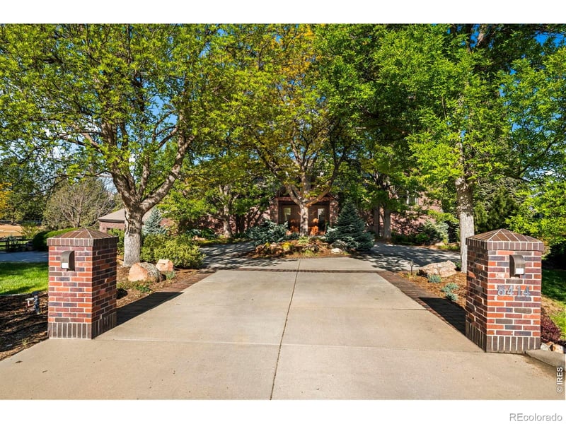 8414 Firethorn Ct, Niwot, CO 80503