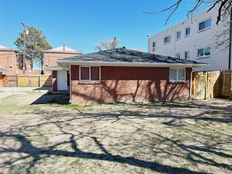 1646 Beeler St, Aurora, CO 80010