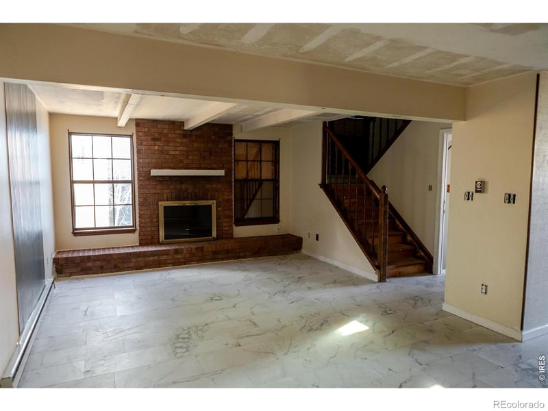 1345 Dogwood Ln, Longmont, CO 80501