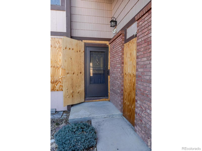 1345 Dogwood Ln, Longmont, CO 80501